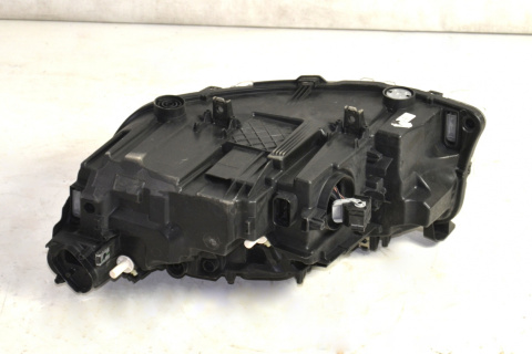 BMW 3 F34 GT LCI lampa prawa przód LED BMW 3 F34 GT LCI lampa prawa przód LED