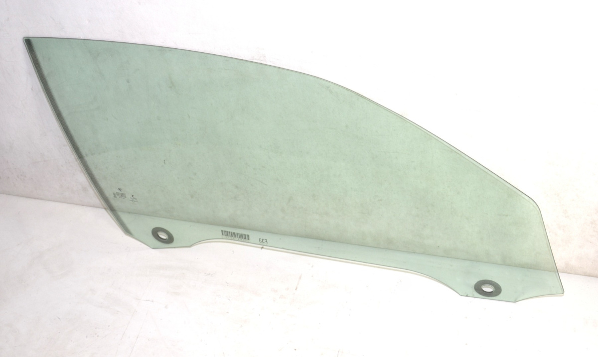BMW 4 F33 F83 door window front right 7268728 BMW 4 F33 F83 door window front right 7268728