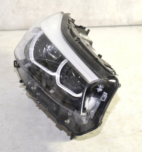 BMW 6 G32 GT headlight LED technology right 7485054 BMW 6 G32 GT headlight LED technology right 7485054