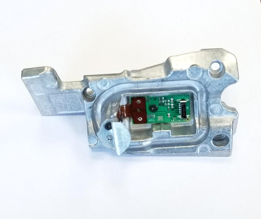 BMW F07 F10 LED module cornering light right 7352478 BMW F07 F10 LED module cornering light right 7352478
