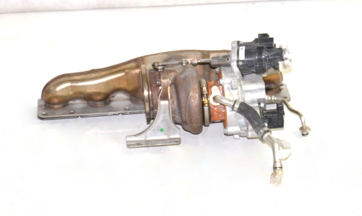 BMW F10 F12 F15 F30 turbocharger with exhaust manifold 7643115 35i