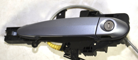 BMW 1 E87 door handle insert left front 7200935 7207533 BMW 1 E87 door handle insert left front 7200935 7207533