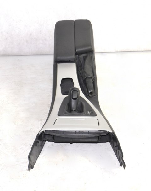 BMW F30 F31 F34 F35 F36 tunel konsola środkowa BMW F30 F31 F34 F35 F36 tunel konsola środkowa
