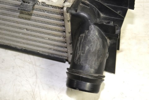 BMW F20 F30 F31 F36 charge-air cooler 7618809 BMW F20 F30 F31 F36 charge-air cooler 7618809