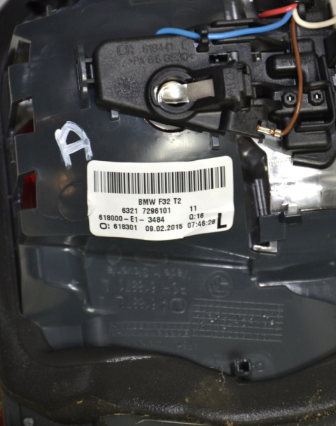 BMW F33 F83 F36 lampa tylna tył klapy 7296102 BMW F33 F83 F36 lampa tylna tył klapy 7296102