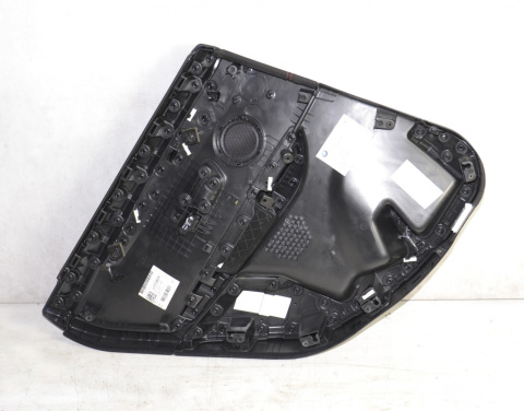 BMW 2 F45 F46 tapicerka boczek drzwi tył lewy LED BMW 2 F45 F46 tapicerka boczek drzwi tył lewy LED