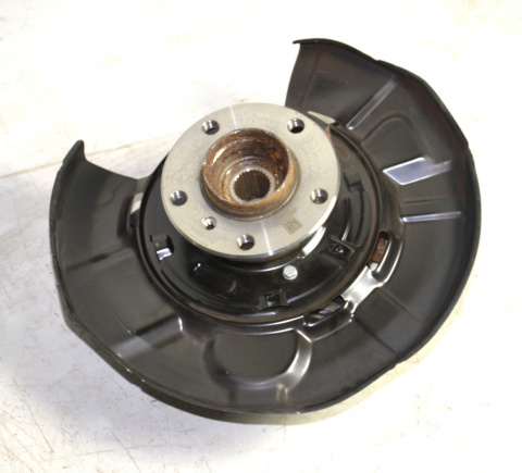 BMW 3 F30 F31 wheel carrier rear right 6792524 BMW 3 F30 F31 wheel carrier rear right 6792524