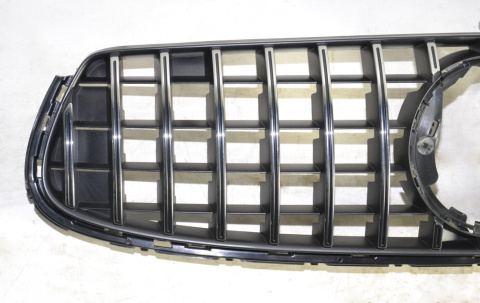 BMW 5 G30 G31 atrapa nerka roleta grill 7474368 BMW 5 G30 G31 atrapa nerka roleta grill 7474368