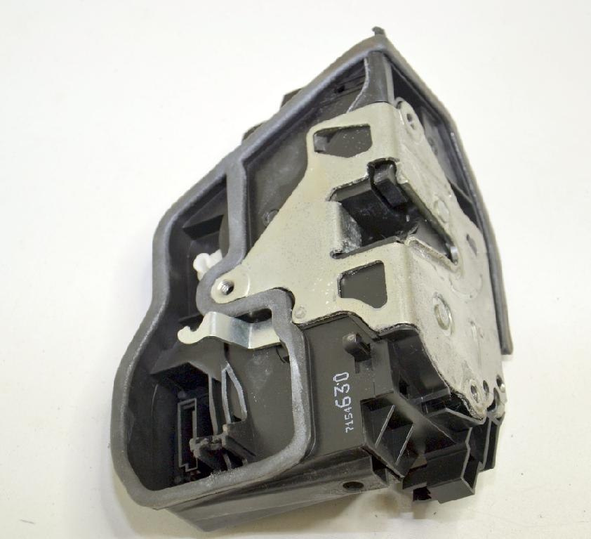 BMW 7 E65 E66 zamek drzwi prawy tył 7154630 BMW 7 E65 E66 zamek drzwi prawy tył 7154630