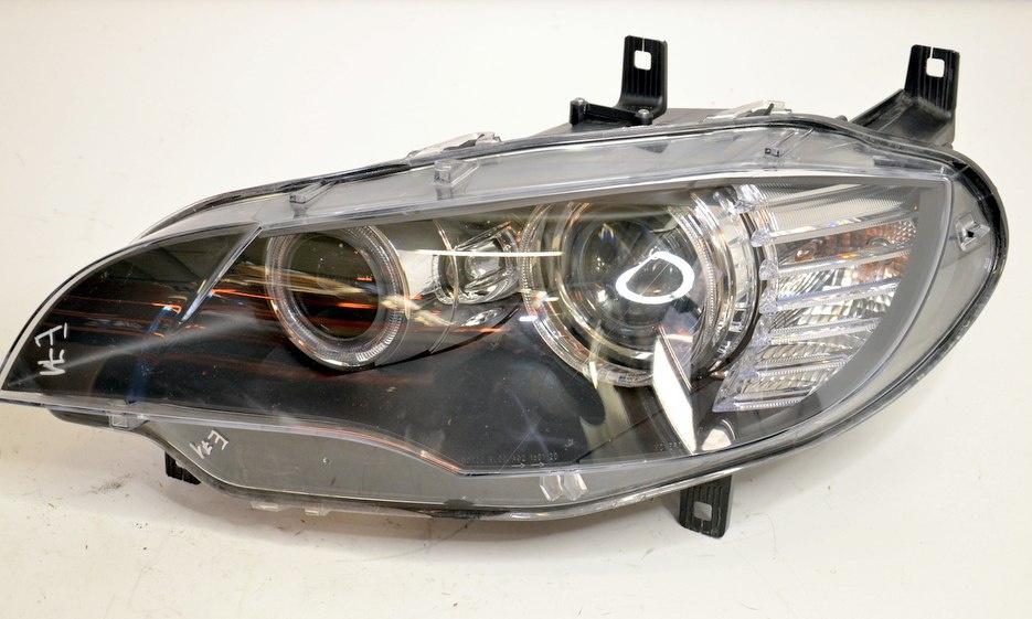 BMW E70 E71 lampa przód lewa Xenon nieskrętny BMW E70 E71 lampa przód lewa Xenon nieskrętny