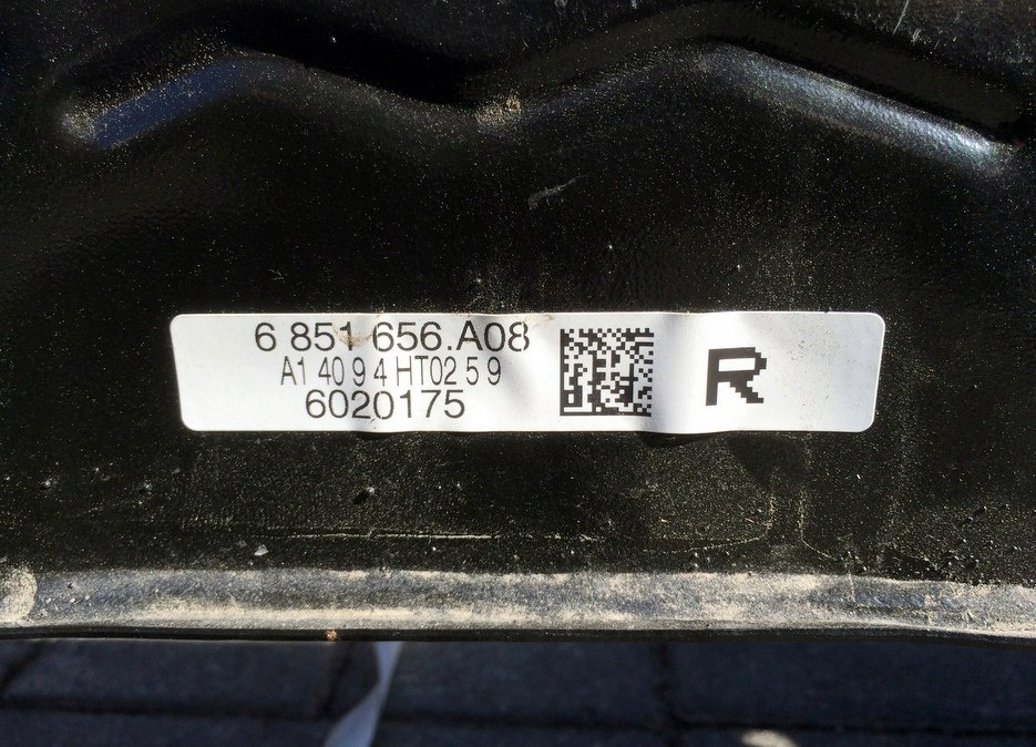 BMW F20 F21 F30 F32 F36 wózek tylny sanki tył BMW F20 F21 F30 F32 F36 wózek tylny sanki tył