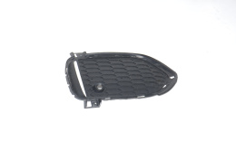 BMW M3 M4 F80 F82 kratka wlot powietrza 8056600