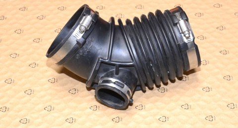 BMW E88 E90 E91 wąż przewód wody 9127403 BMW E88 E90 E91 wąż przewód wody 9127403