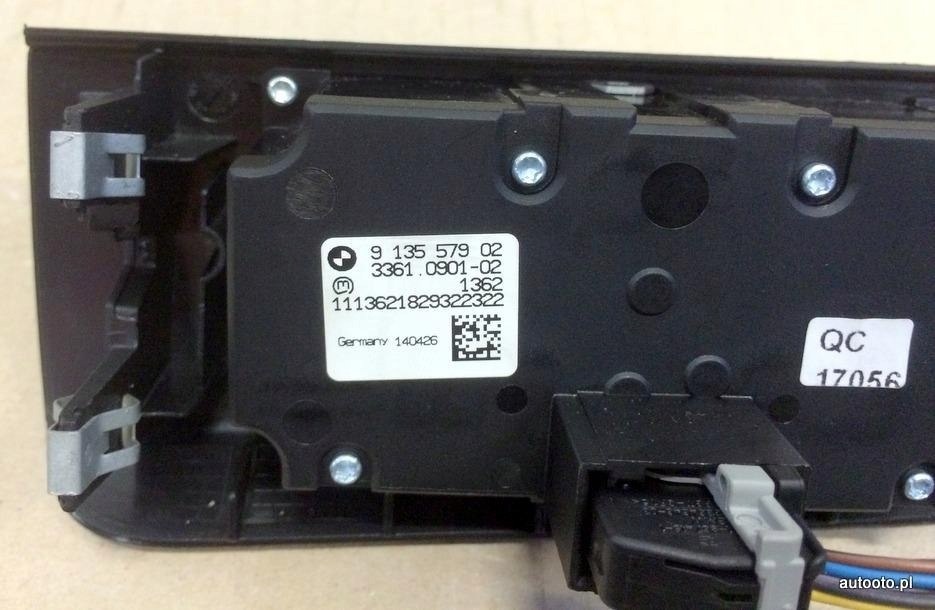 BMW E60 E70 E71 włącznik panel świateł 9135579 BMW E60 E70 E71 włącznik panel świateł 9135579