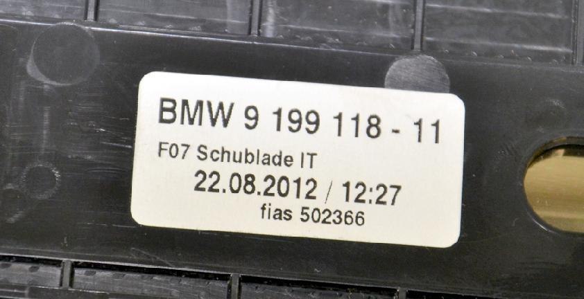 BMW 5 F07 LCI schowek deski konsoli 9199118 BMW 5 F07 LCI schowek deski konsoli 9199118
