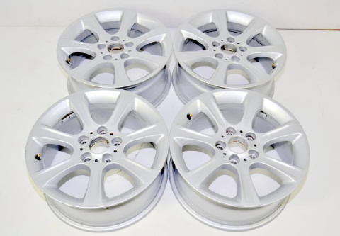 BMW F30 F32 F36 felga alufelga 17 cali 6796243 BMW F30 F32 F36 felga alufelga 17 cali 6796243