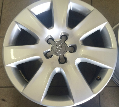 Audi A8 felgi alufelgi 18 cali 4H0601025B Audi A8 felgi alufelgi 18 cali 4H0601025B