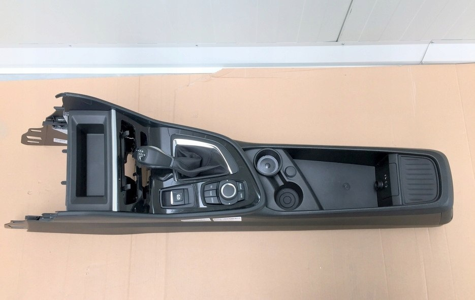 BMW 2 F45 F46 konsola środkowa kontroler I-drive
