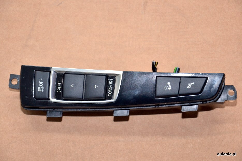 BMW F10 F12 F01 panel przełącznik tunelu 9201486 BMW F10 F12 F01 panel przełącznik tunelu 9201486