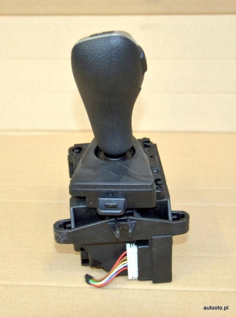 BMW F20 F21 F30 F31 dźwignia zmiany biegów 9260968 BMW F20 F21 F30 F31 dźwignia zmiany biegów 9260968