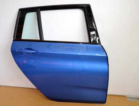 BMW 2 F46 drzwi tylne prawe tył kolor B45 BMW 2 F46 drzwi tylne prawe tył kolor B45