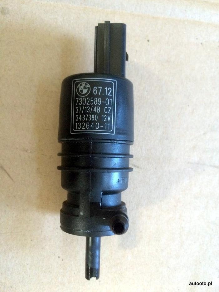BMW E84 F20 F30 F36 pompka spryskiwaczy 7302589 BMW E84 F20 F30 F36 pompka spryskiwaczy 7302589