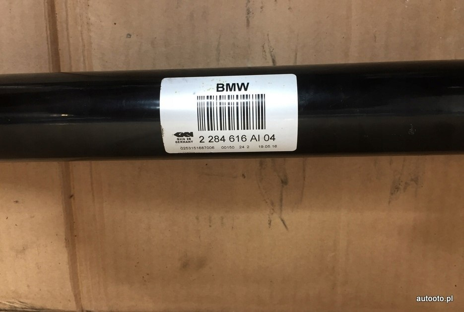 BMW M2 F87 M3 F80 M4 F82 półoś tylna 2284616 BMW M2 F87 M3 F80 M4 F82 półoś tylna 2284616