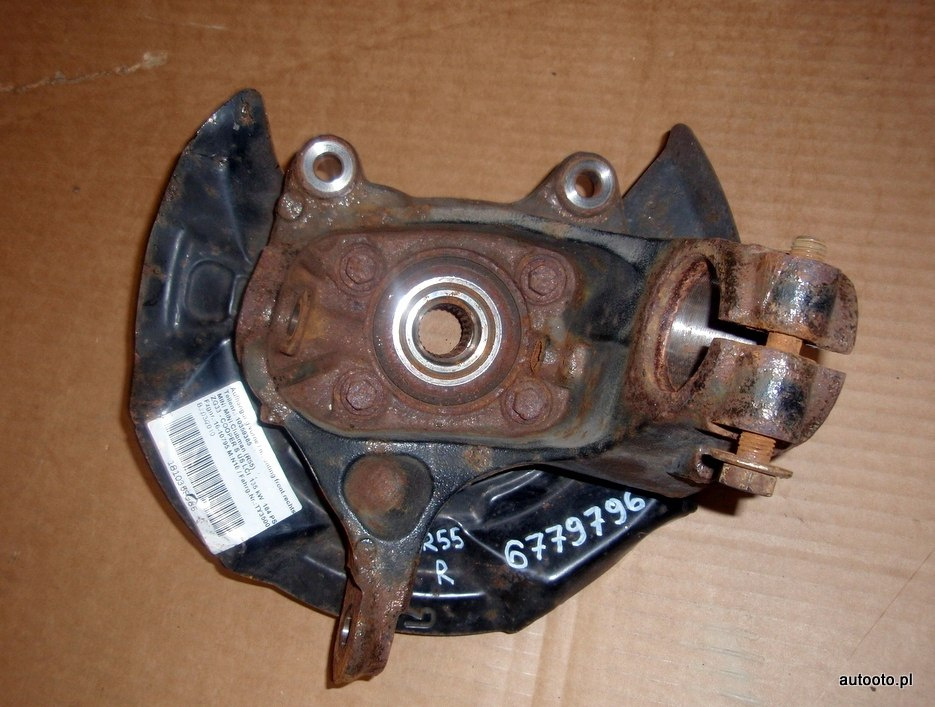 MINI R55 R56 R57 zwrotnica prawa przód 6779796 MINI R55 R56 R57 zwrotnica prawa przód 6779796