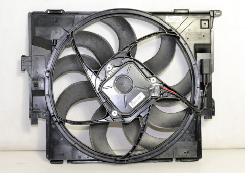 BMW F20 F30 F34 F36 fan housing with fan 400W 8641963 BMW F20 F30 F34 F36 fan housing with fan 400W 8641963