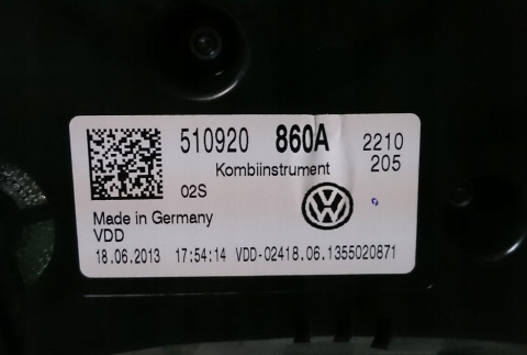 VW Golf VII licznik zegary nr części 5G0920860 VW Golf VII licznik zegary nr części 5G0920860